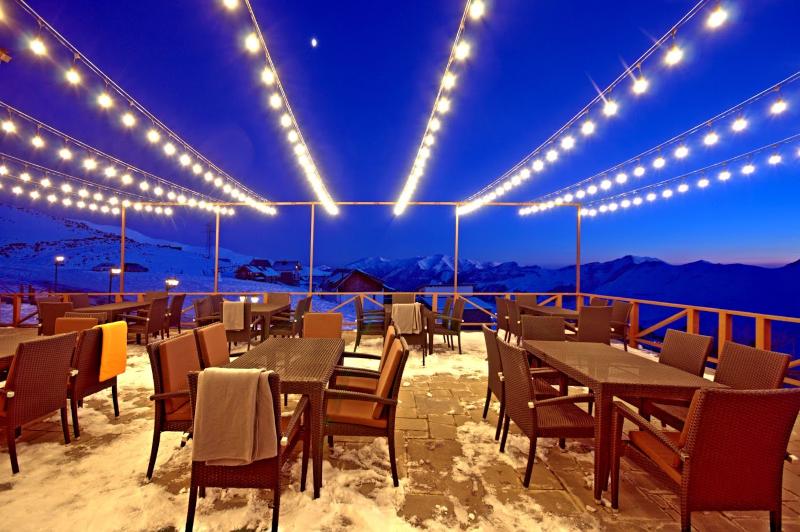 Alpina Hotel - Teras