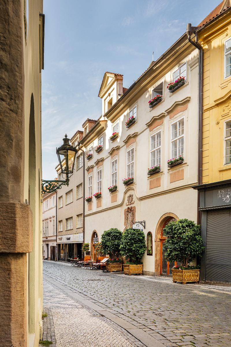 Iron Gate Hotel & Suites Prague by BHG - Genel
