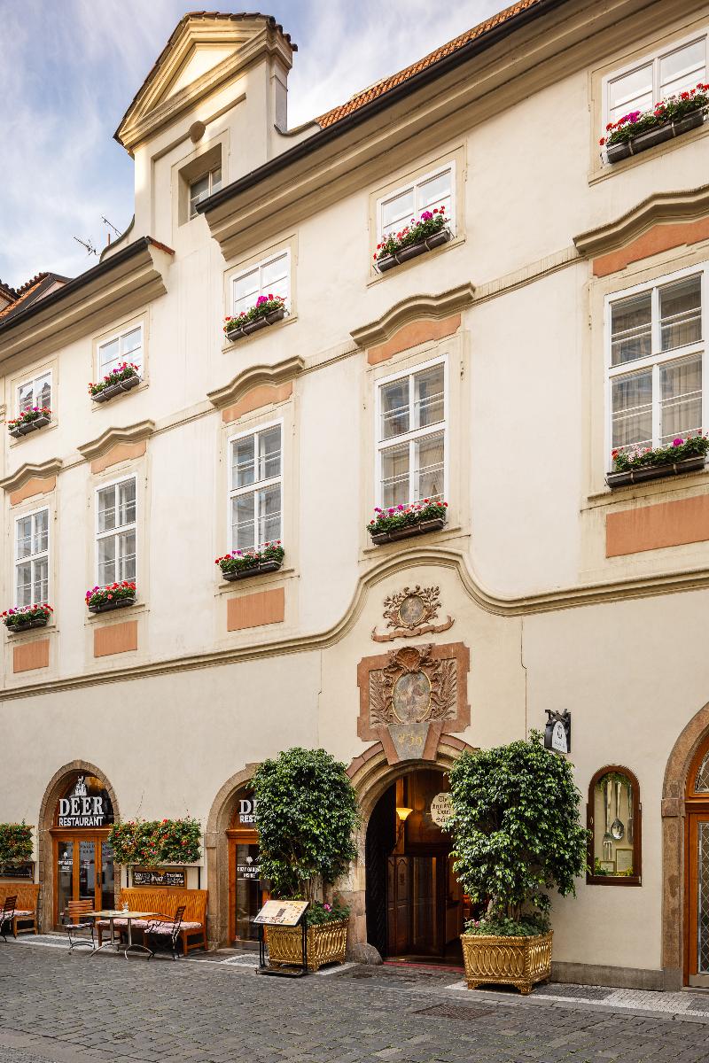 Iron Gate Hotel & Suites Prague by BHG - Genel