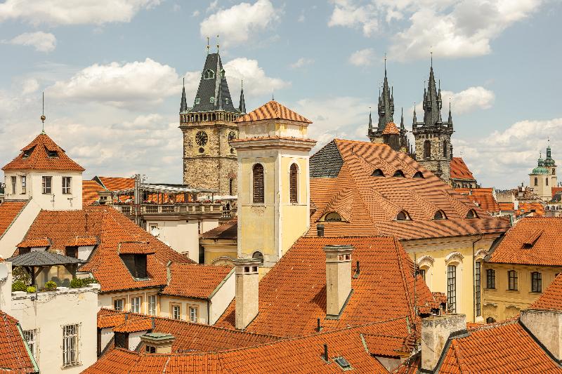 Iron Gate Hotel & Suites Prague by BHG - Genel