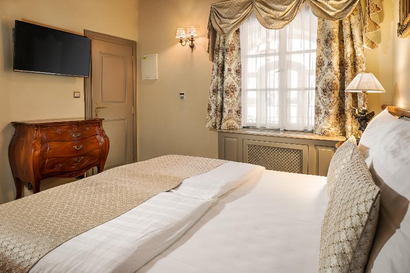 Iron Gate Hotel & Suites Prague by BHG - Oda