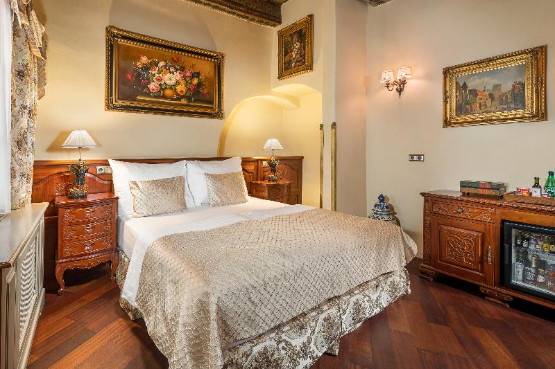 Iron Gate Hotel & Suites Prague by BHG - Oda