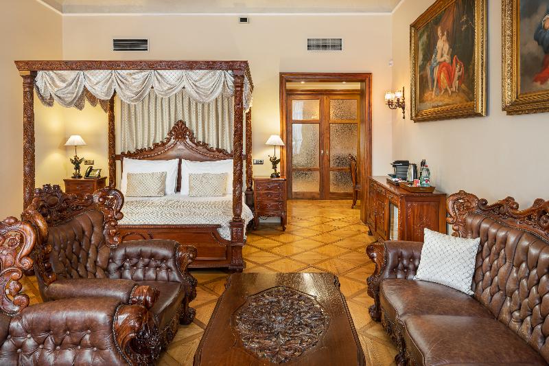 Iron Gate Hotel & Suites Prague by BHG - Oda