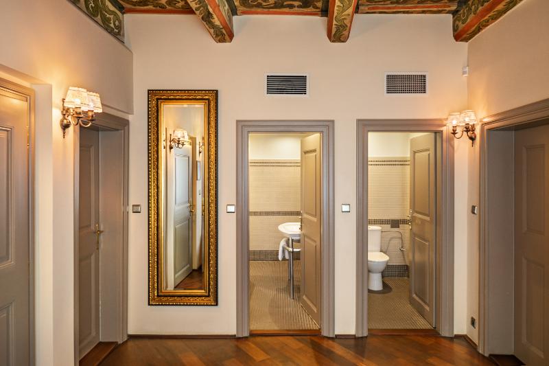 Iron Gate Hotel & Suites Prague by BHG - Oda