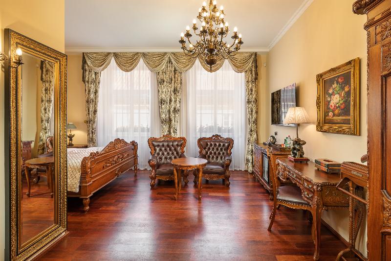 Iron Gate Hotel & Suites Prague by BHG - Oda