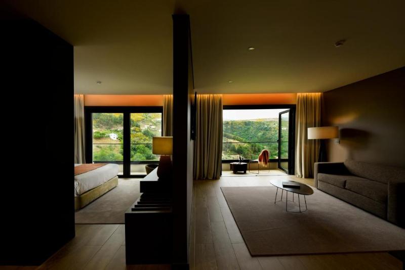 MW Douro & Wine SPA - Oda