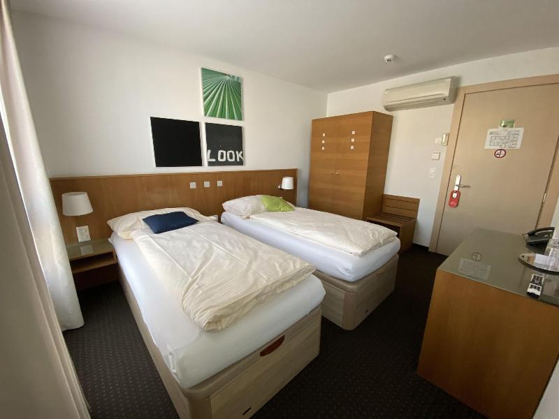 Businesshotel Lux - Oda