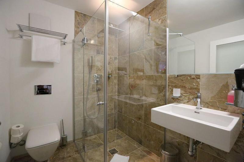 Businesshotel Lux - Oda