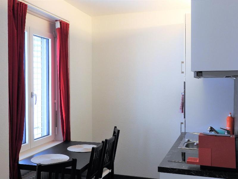Inside Five City Apartments - Oda