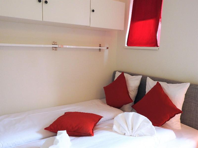 Inside Five City Apartments - Oda