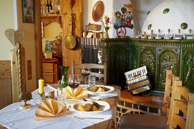 Biolandhaus Arche - Lobi