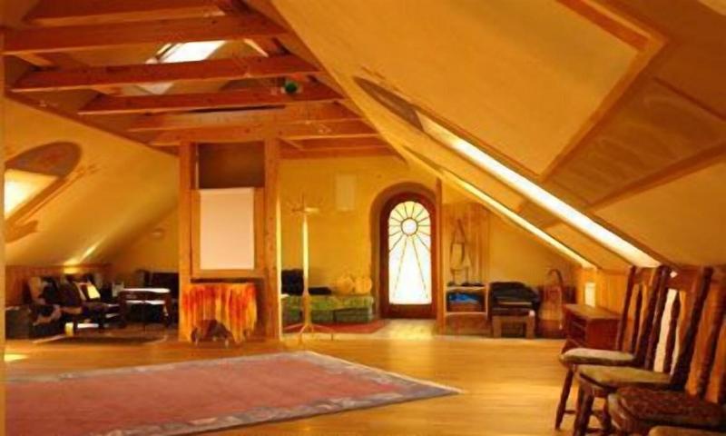 Biolandhaus Arche - Lobi