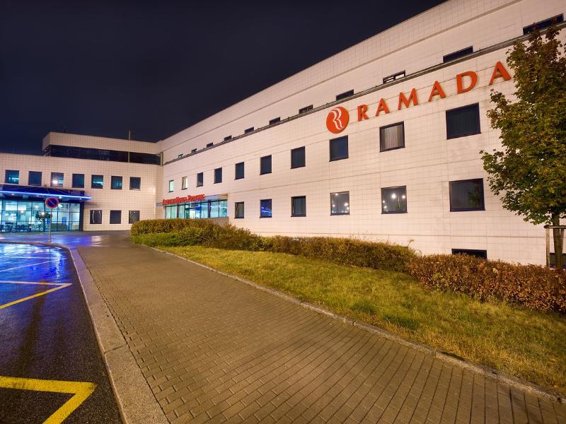 Ramada Airport Prague - Genel