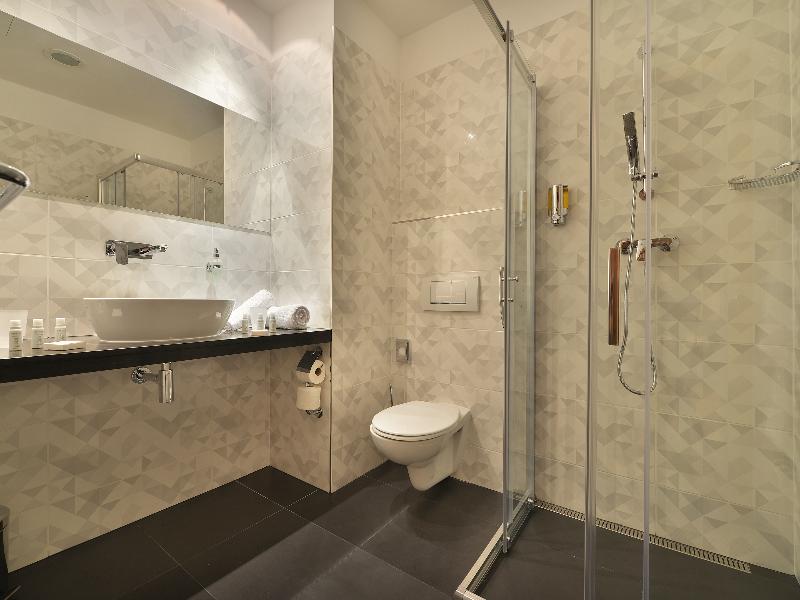 Ramada Airport Prague - Oda
