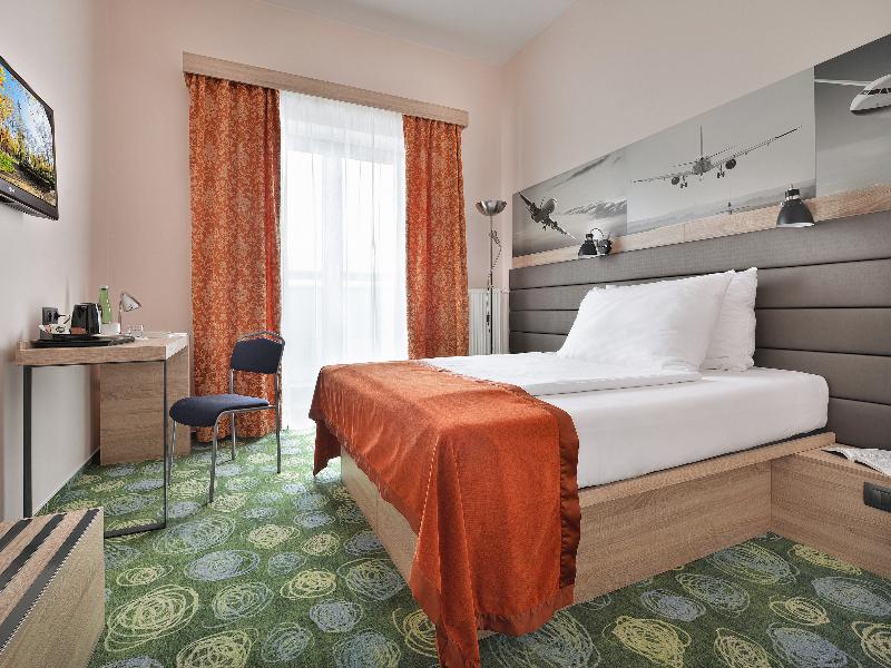Ramada Airport Prague - Oda