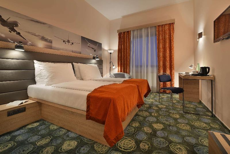 Ramada Airport Prague - Oda