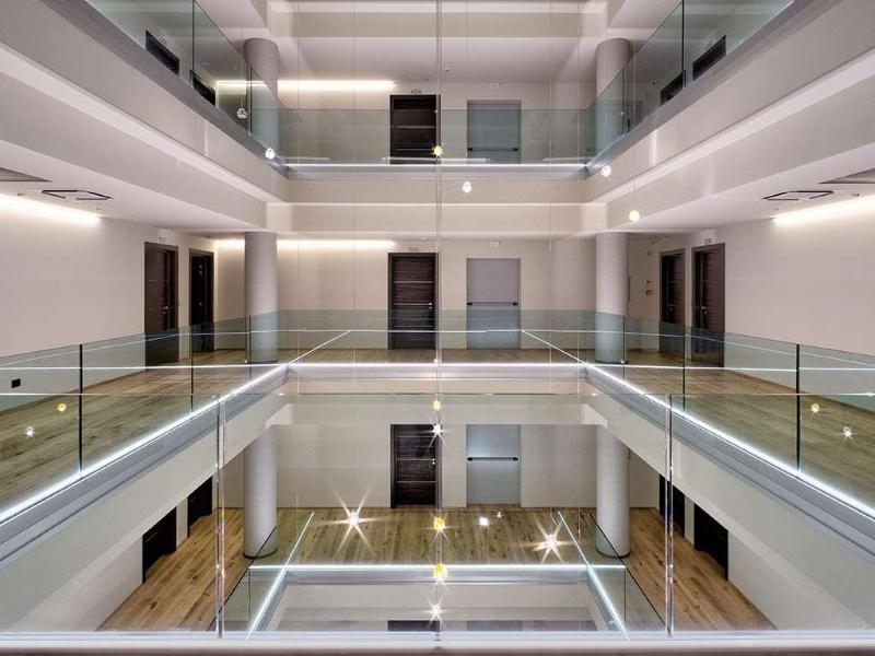 The Cube Hotel - Lobi
