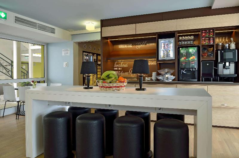 B&B Hotel Berlin-Süd Genshagen - Restoran