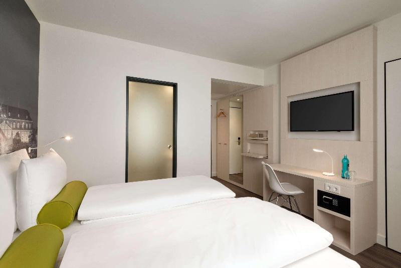 Super 8 by Wyndham Mainz Zollhafen - Oda