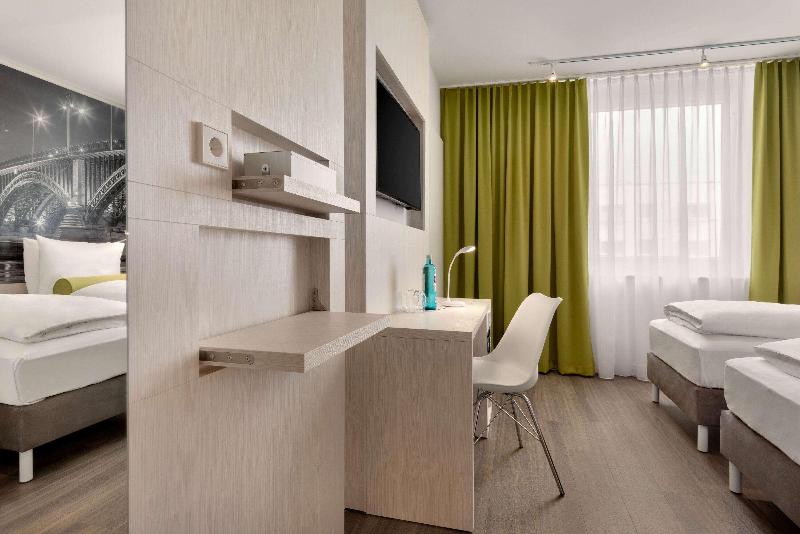 Super 8 by Wyndham Mainz Zollhafen - Oda