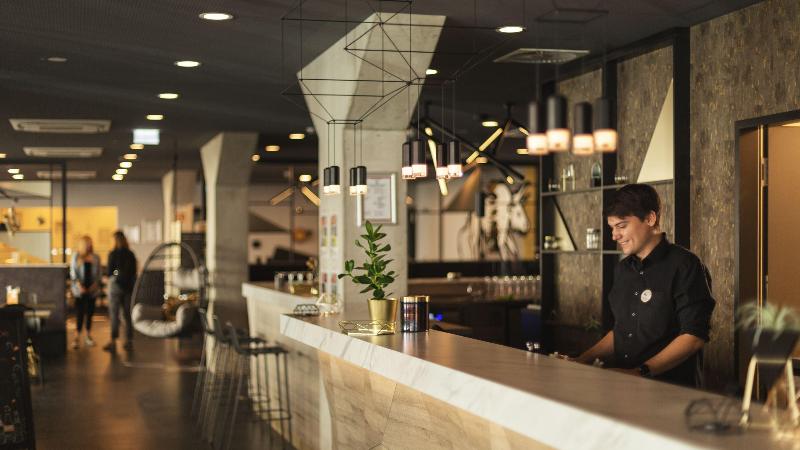 Holiday Inn - the niu Coin Frankfurt Ostend - Bar