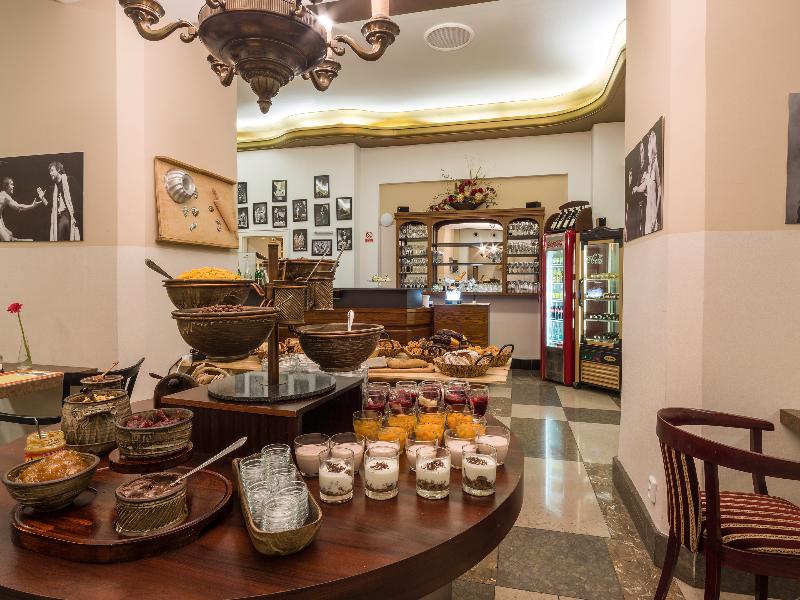 EA Hotel Rokoko - Restoran
