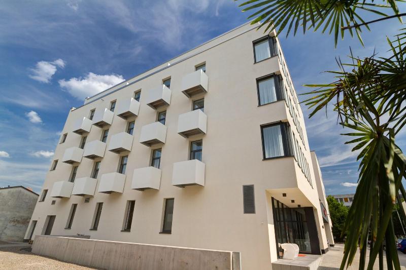 sevenDays Hotel BoardingHouse - Genel