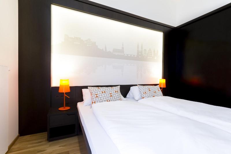 sevenDays Hotel BoardingHouse - Oda