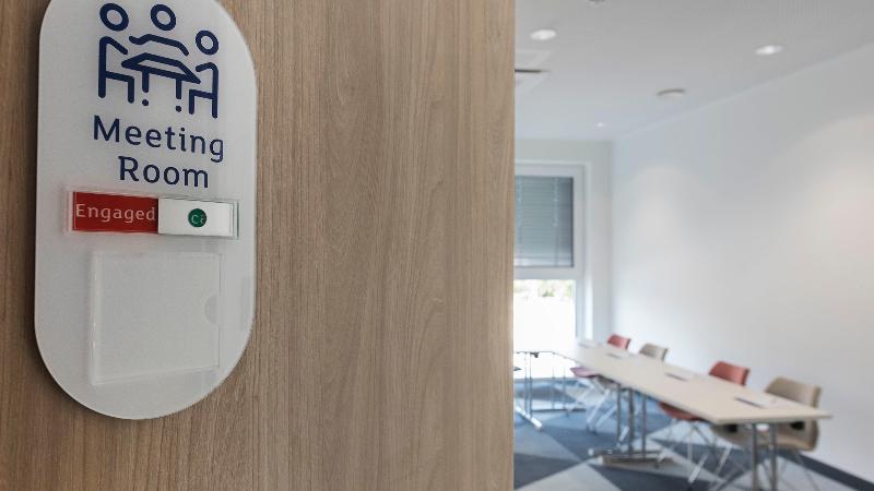 Holiday Inn Express Wiesbaden - Toplantı