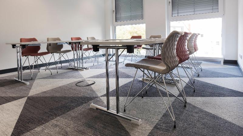 Holiday Inn Express Wiesbaden - Toplantı
