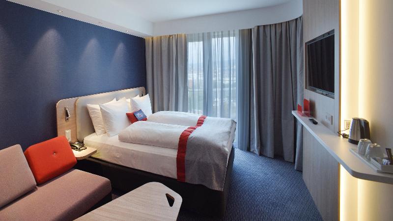 Holiday Inn Express Wiesbaden - Oda