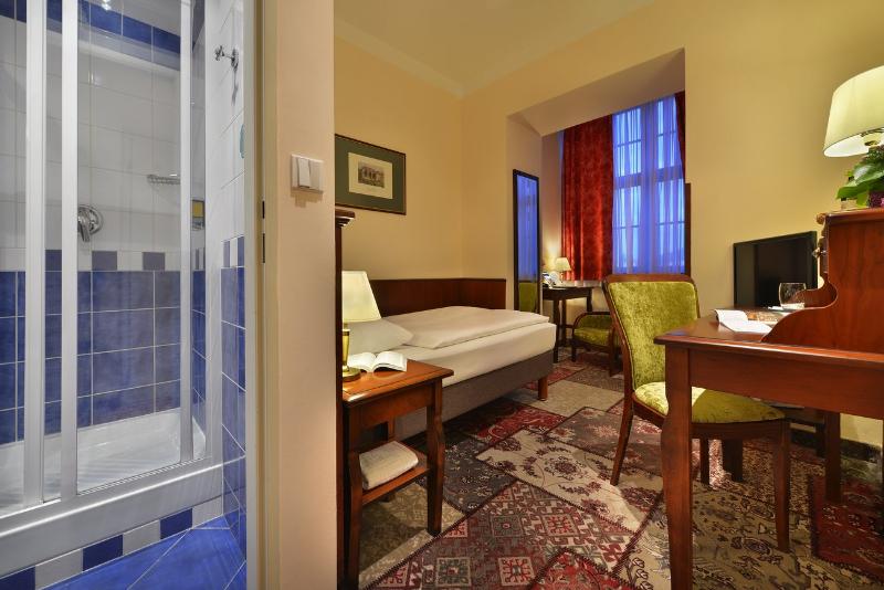 EA hotel Jeleni Dvur Prague Castle - Oda