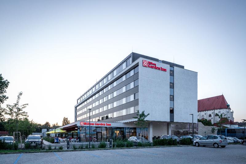 Hilton Garden Inn Wiener Neustadt - Genel
