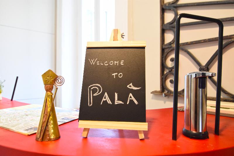 Pala Suites - Lobi