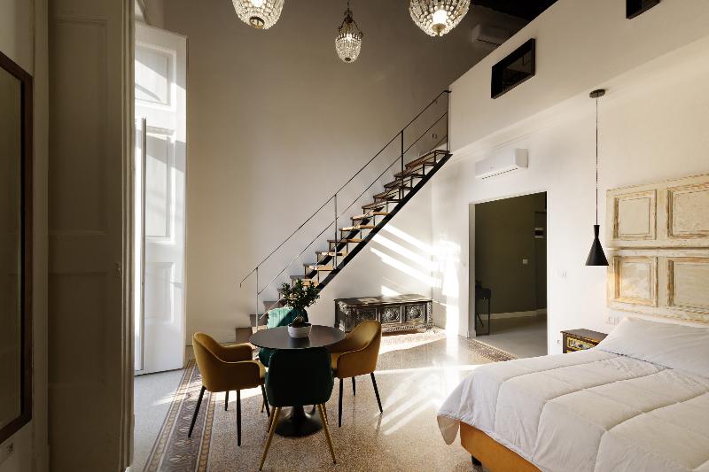 Pala Suites - Oda