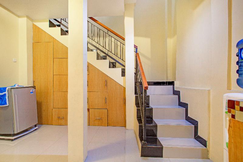 OYO 3148 Sofia Homestay Syariah - Lobi