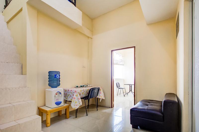 OYO 3148 Sofia Homestay Syariah - Lobi