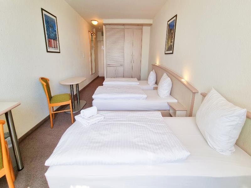 Panorama Inn Hotel und Boardinghaus - Oda