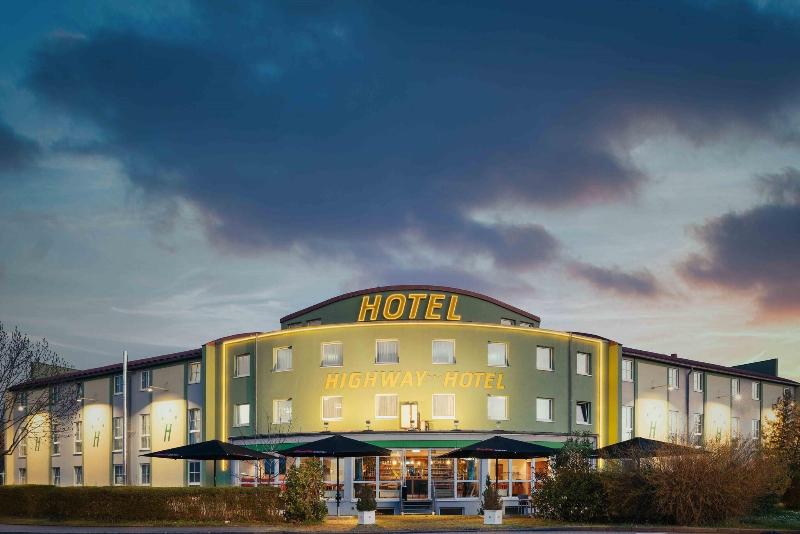 Highway Hotel - Genel