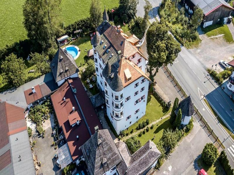 Schloss Munichau - Genel
