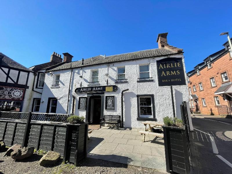 Airlie Arms Hotel - Aktivite