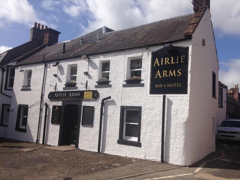 Airlie Arms Hotel - Genel