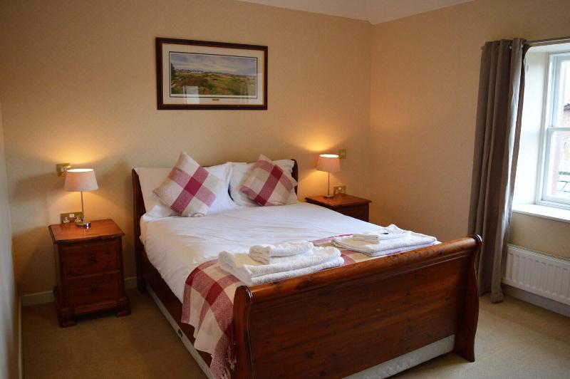 Airlie Arms Hotel - Oda