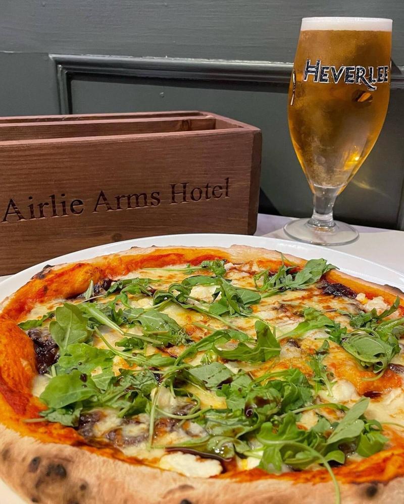 Airlie Arms Hotel - Restoran
