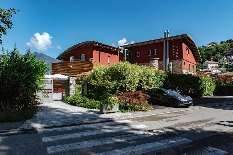 Lake Hotel La Pieve - Genel