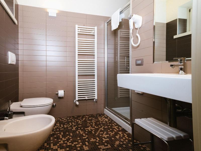 Lake Hotel La Pieve - Oda