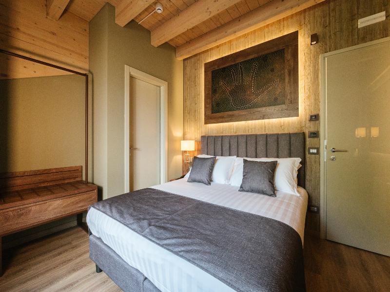 Lake Hotel La Pieve - Oda