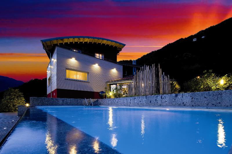 Lake Hotel La Pieve - Havuz