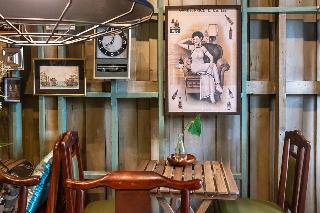 Live Local Cafe and Hotel 420 Cannabis Friendly fotoÄŸrafÄ±
