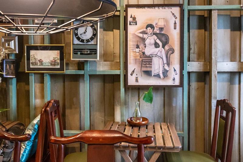 Live Local Cafe and Hotel 420 Cannabis Friendly - Lobi